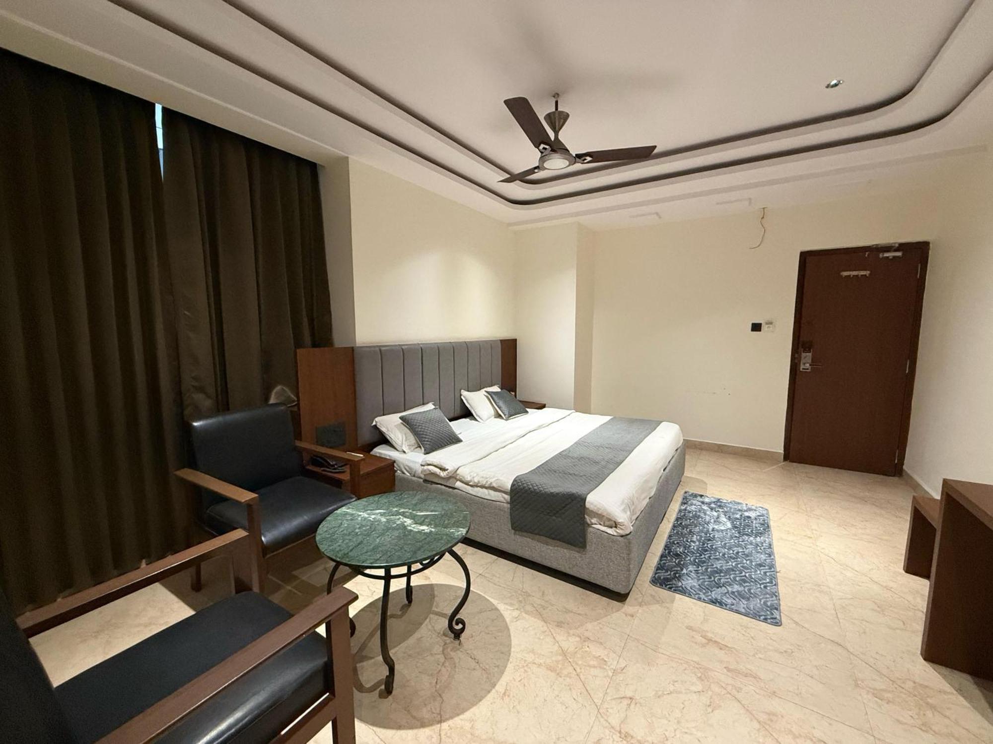 Agarwal'S Residency Hotel Visakhapatnam Exterior photo
